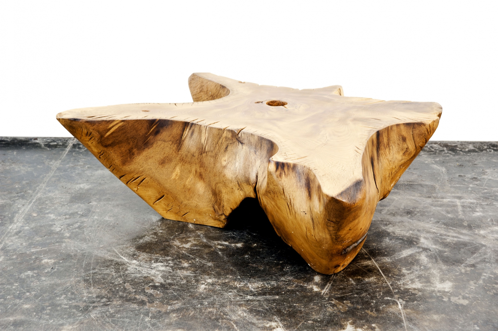 Hugo França, Abacaxi table, 2013
