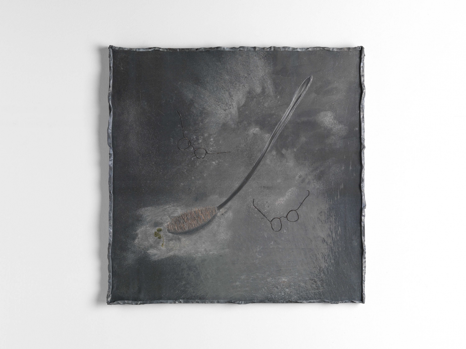 Untitled (Serie piombi specchio 1972/2000), 1999, Lead, copper, iron, clover