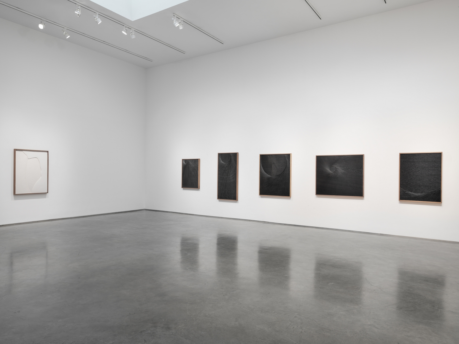 Anthony Pearson (Installation View), Marianne Boesky Gallery, 2015 – 2016
