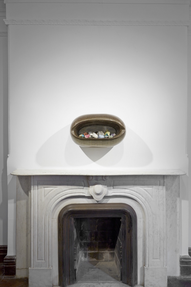 Andisheh Avini (Installation View), 118 East 64th Street, 2015