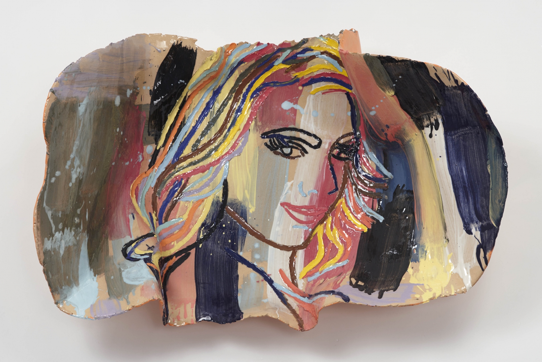 Femme Sur Fond Cobalt, 2017, Glazed ceramic