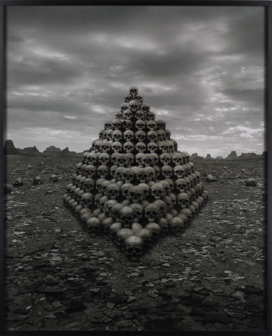 mountain of skulls by motohiko odani