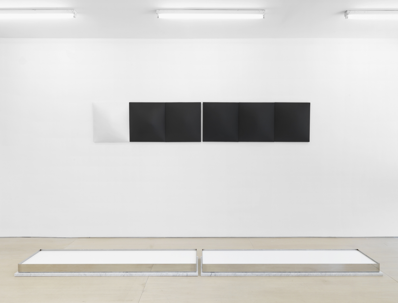 A Long, Narrow Mark (Installation View), BOESKY EAST, 2015
