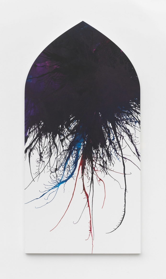 Andisheh Avini painting using india ink