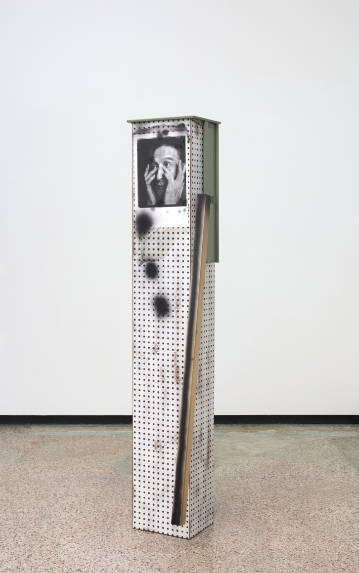 Phil Wager, Untitled, 2019 ( installation shot, downstairs back exhibition space, normal lighting) mixed media sculpture 76 x 13.75 x 18 inches 193.04 x 34.92 x 45.72 cm #PW013 ( series of 4 separate sculptures)