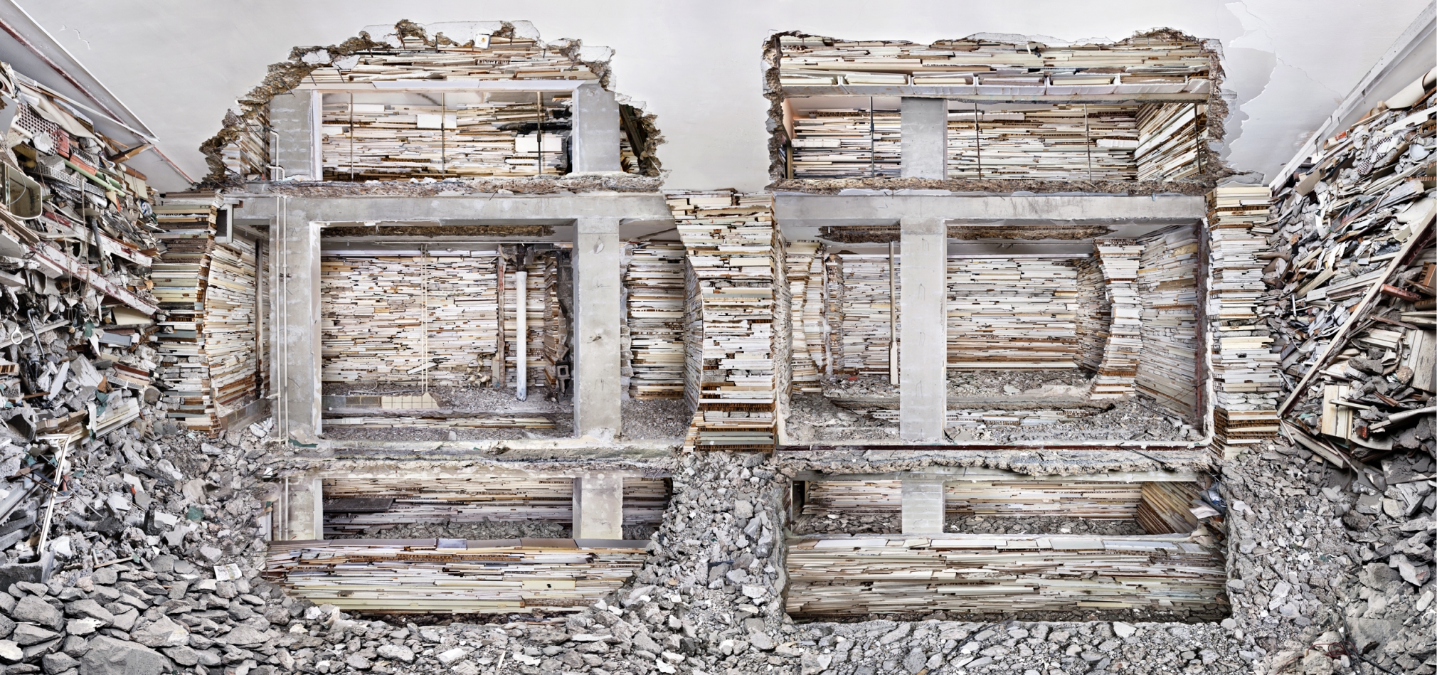 Marjan Teeuwen, Destroyed House Piet Mondriaanstraat 1, 2011