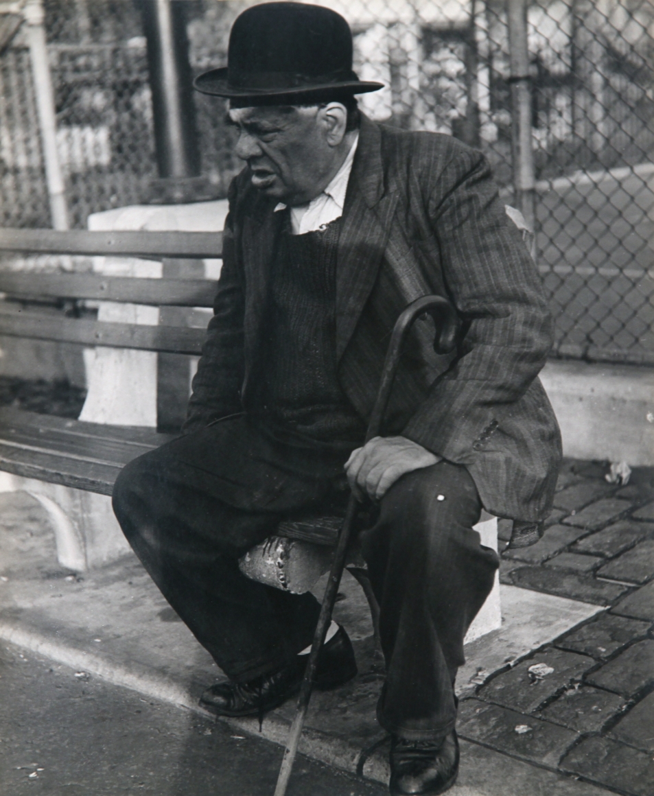 Lisette Model - Lower East Side, New York, 1940-47 Gelatin silver print, printed c. 1940-47 ; Bruce Silverstein Gallery