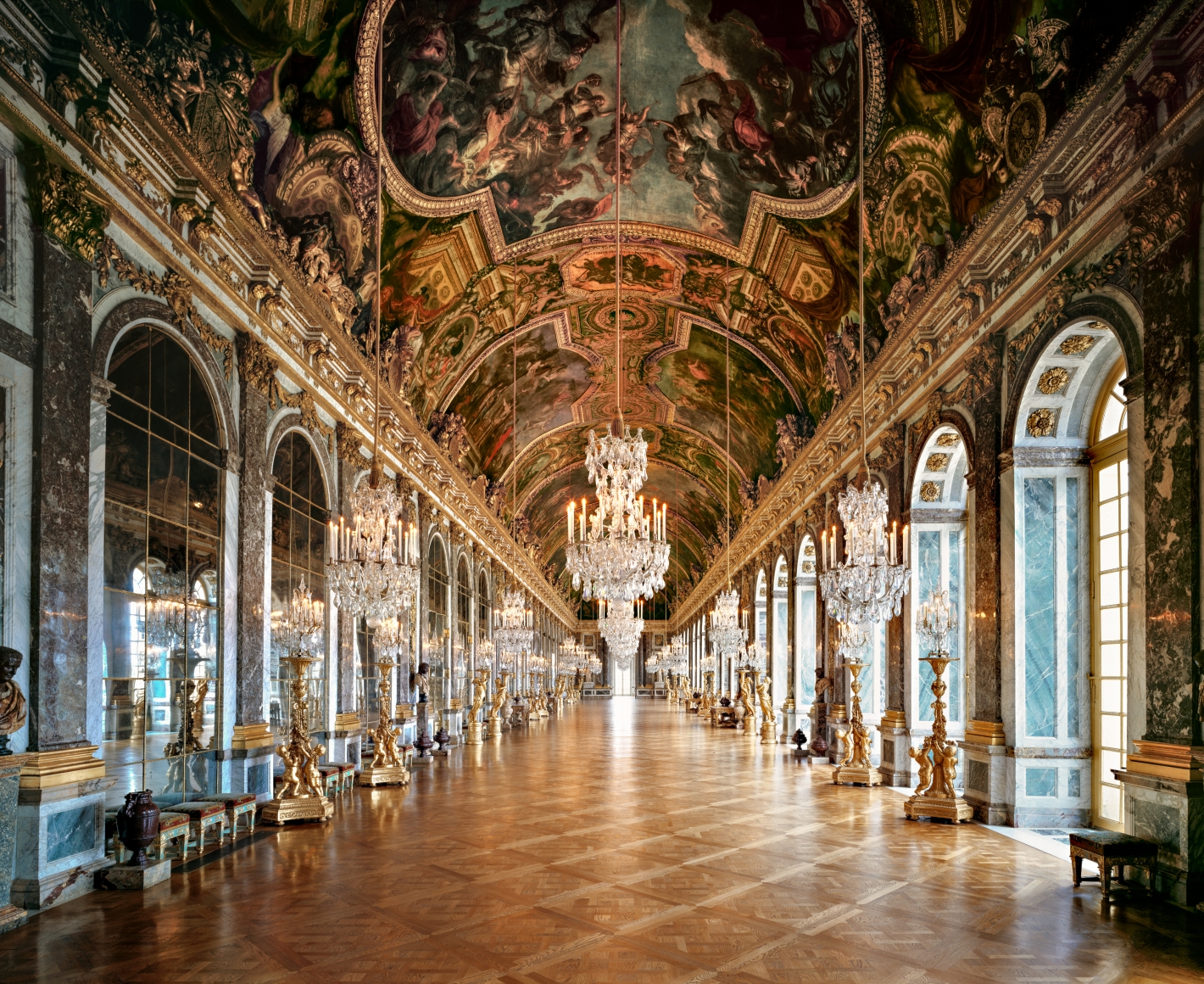 Ahmet Ertuğ - Versailles, Hall of Mirrors, 2009 Chromogenic print ; Bruce Silverstein Gallery