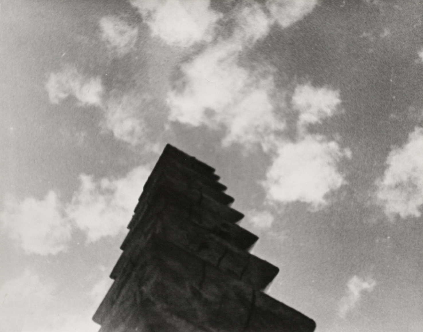 Constantin Brâncuşi - Endless Column, 1926-1927 Gelatin silver print, printed c. 1940s ; Bruce Silverstein Gallery