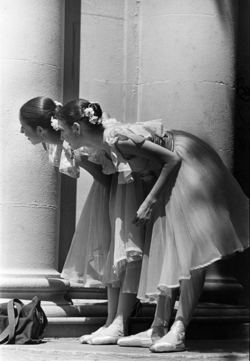 Bill Cunningham - Untitled, New York City, 1979-1981 Gelatin silver print, printed c. 1979-1981 ; Bruce Silverstein Gallery