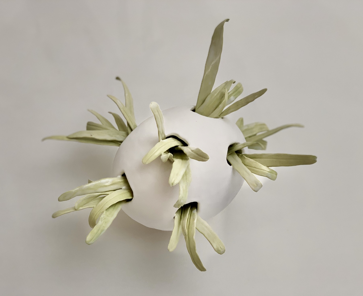 Bradley Sabin Floral Egg II, 2020