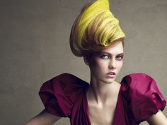 Patrick Demarchelier, Karlie Kloss, Dressed Up Face, New York, VOGUE, 2009
