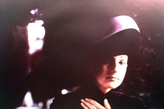Deborah Turbeville, Selena Blo, Painswick, England, 1993
