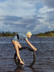 Patrick Demarchelier, Karlie Kloss, Natural High, Sweden, VOGUE, 2014