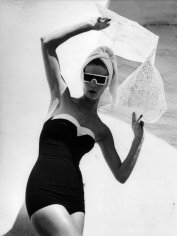 Louise Dahl-Wolfe, Jean Patchett in Grenada, Spain, 1953