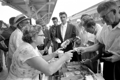 Alfred Wertheimer, Elvis Presley waits his turn for a double order of Southern fried chicken and milk, Sheffield, Alabama, 1956
