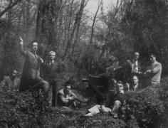 Irving Penn, Balkin, Cecil Beaton, George Platt Lynes, Joffé, Dorian Leigh, Horst, Irving Penn, John Rawlings and Erwin Blumenfeld photographed at Horst's Locust Valley Estate in New York, 1946