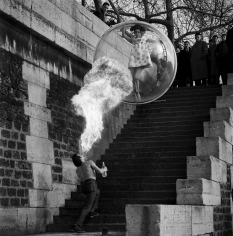 Melvin Sokolsky, Dragon’s Breath, Paris, 1963