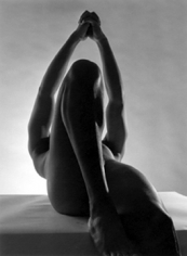 Horst, Male Nude I, (Knee, Frontal), New York, 1952