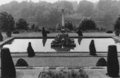 Erica Lennard, Blenheim, England