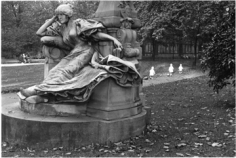Robert Doisneau, Trois Petits Enfants Blancs, 1971
