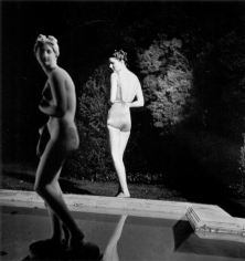 Louise Dahl-Wolfe Night Bather, 1939