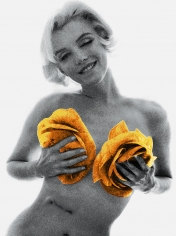 Bert Stern, Marilyn Monroe: From The Last Sitting, 1962 (Yellow Roses, Winking)