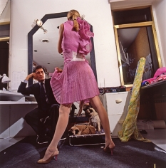 Harry Benson, Valentino in his studio, Rome, 1988