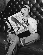 Bruno Bernard, Robert Mitchum Reading Pin-Ups: A Step Beyond, 1950