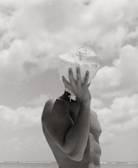 Herb Ritts, Man Holding Shell, Australia, 1986