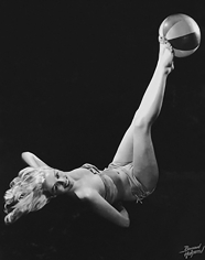 Bruno Bernard, Well Balanced Jeanette Donnell