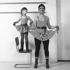 Harry Benson, Betsey and Lulu Johnson, 1980
