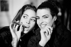 Arthur Elgort, Christy Turlington and Linda Evangelista, 1990