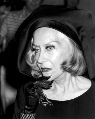 Ron Galella, Gloria Swanson, Copacabana, New York, 1977