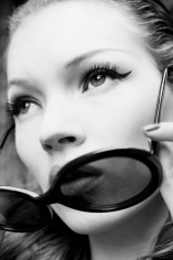 Stephanie Pfriender Stylander, Kate Moss (Key to the Future), New York, Italian Harper's Bazaar, 1992
