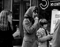 Ron Galella, Jackie Onassis with Caroline Kennedy and John F. Kennedy Jr., New York, 1970