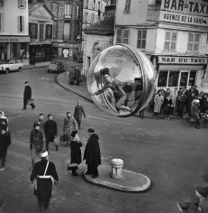 Melvin Sokolsky, Lumiere Street, Paris, 1963
