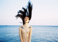 Ren Hang