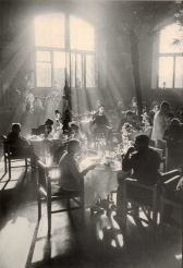 From Pictorialism to Socialist Realism: Russian Photography 1908-1938
