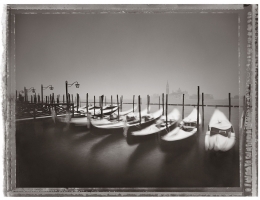 Christopher Thomas: Venice in Solitude
