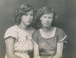 Disfarmer: Women