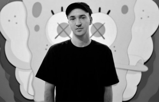 KAWS