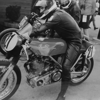 Racers: Larry Poons and Frank Stella