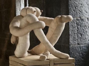 sarah lucas