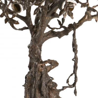 "Look Out" Table Lamp