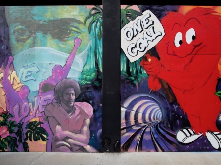 New York City Gallery Commissions George Floyd Mural To Transform Shuttered Chelsea Storefront Into Street Art