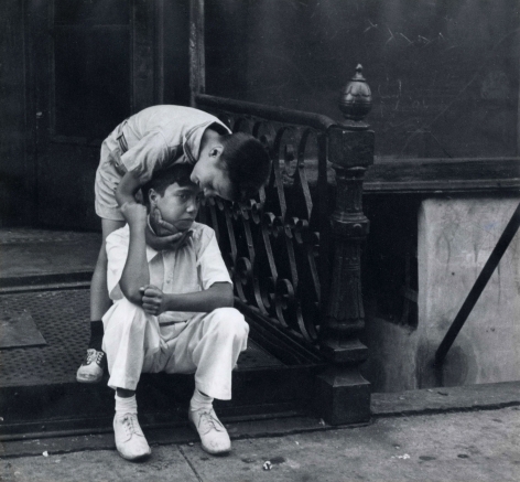 Helen levitt helen levitt mexico city with an essay by james oles 06 picture