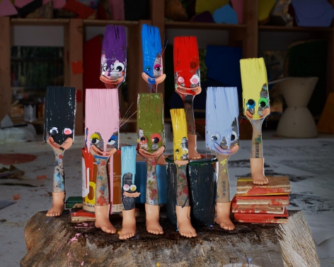Olaf Breuning, Happy Painters, 2018.