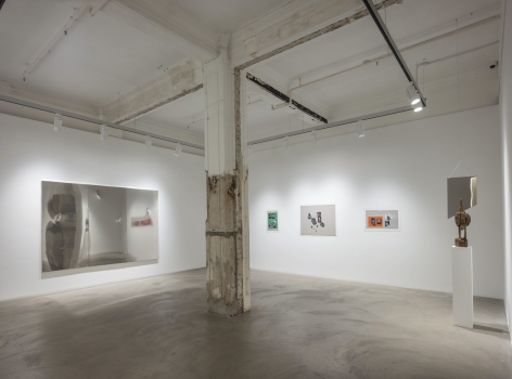 Kader Attia: Héroes Heridos Installation view 1