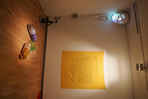 TONY OURSLER: Dispositivos